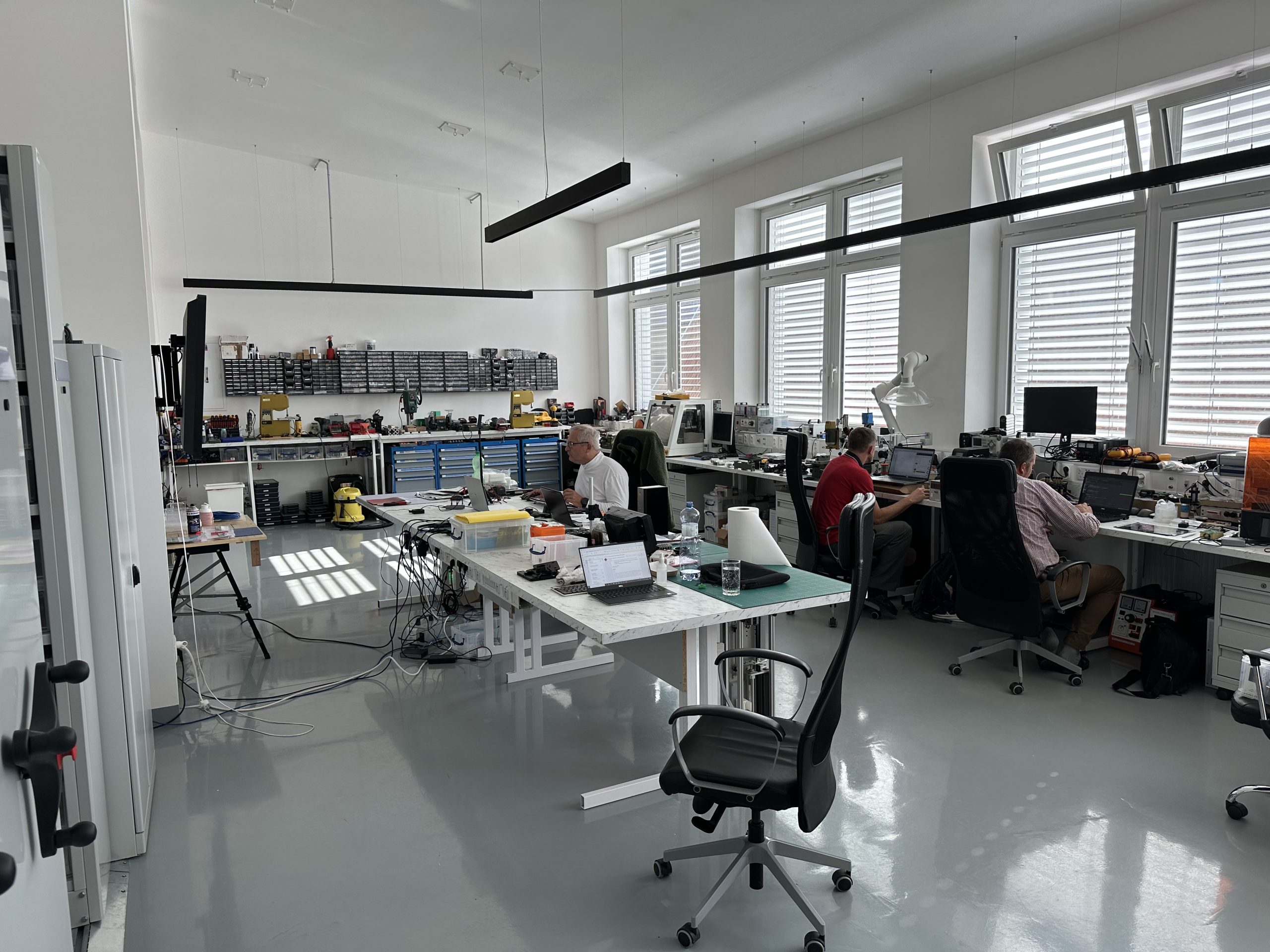 Benefits of Induction Sealing vs Other Sealing Methods